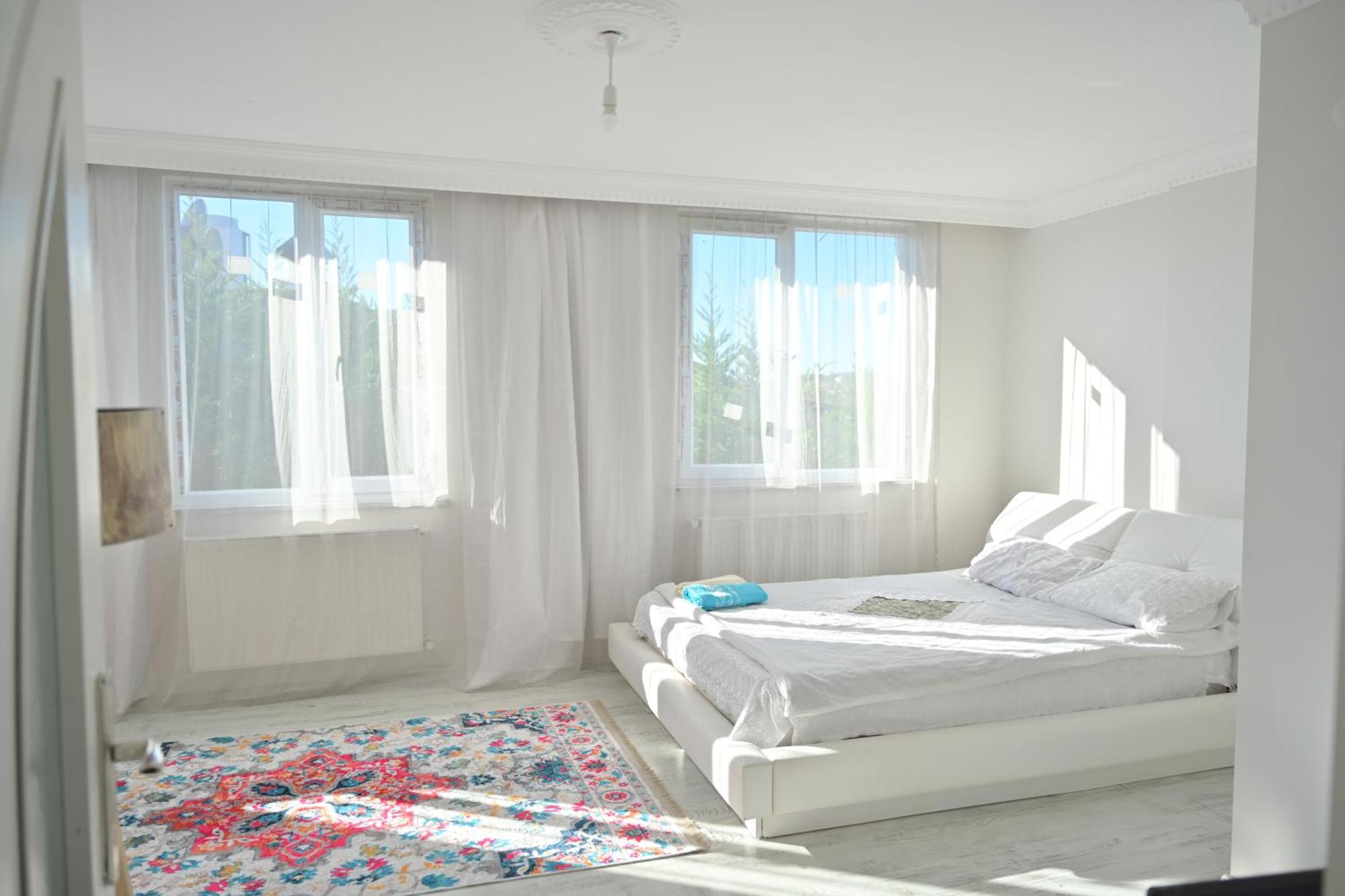 Ahmet Teacher Hotel,6 Minutes From The Airport Arnavutkoy Екстер'єр фото